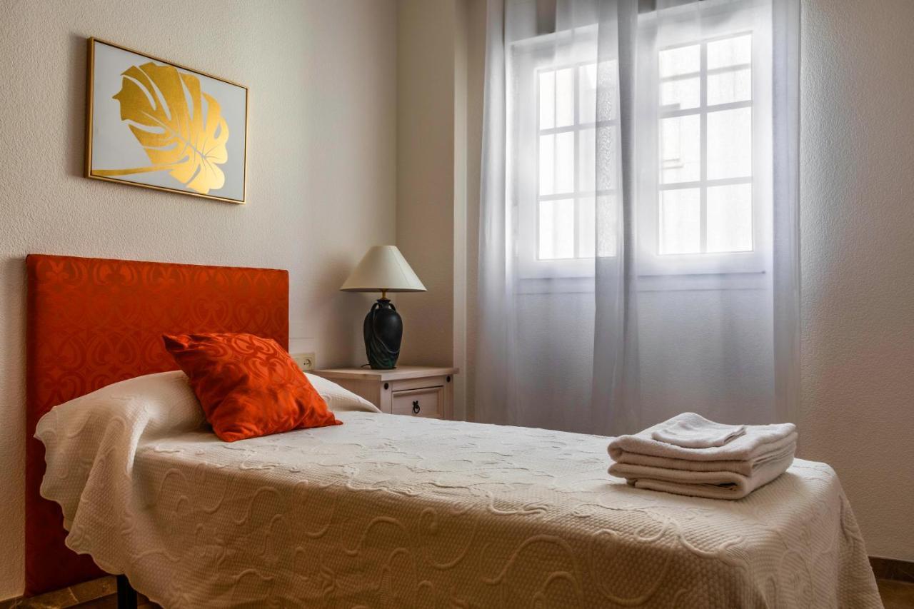 Dimora Buono Apartment Almeria Bagian luar foto