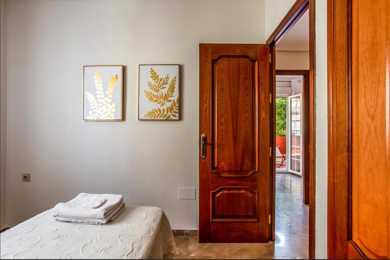 Dimora Buono Apartment Almeria Bagian luar foto